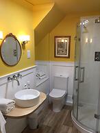 Churchill Guest House
