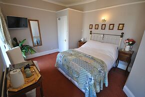 Churchill Guest House