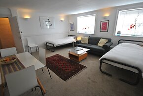 Churchill Guest House