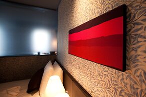 The Gate Hotel Kaminarimon by Hulic
