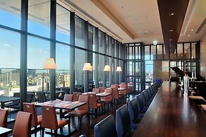 The Gate Hotel Kaminarimon by Hulic