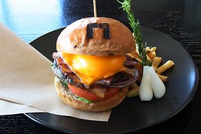 The Gate Hotel Kaminarimon by Hulic
