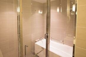The Gate Hotel Kaminarimon by Hulic