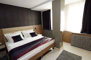 Hotel Srbija Garden Ex Garni