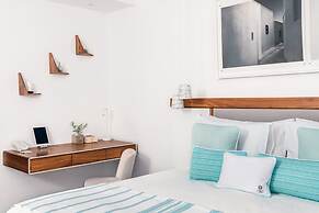 Grace Hotel, Auberge Collection