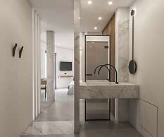 Grace Hotel, Auberge Collection