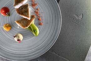 Grace Hotel, Auberge Collection