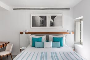 Grace Hotel, Auberge Collection