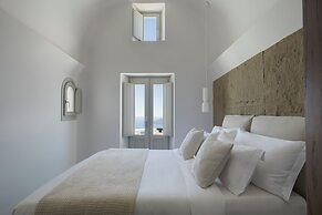 Grace Hotel, Auberge Collection