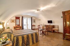 Navona Gallery Suites