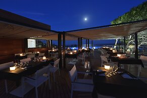 Las Colinas Golf & Country Club
