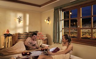 Tevini Dolomites Charming Hotel