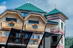 Tevini Dolomites Charming Hotel