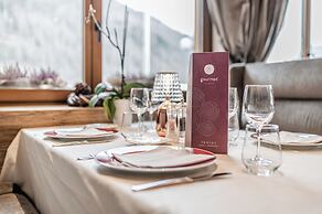 Tevini Dolomites Charming Hotel