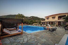 Skopelos Holidays Hotel