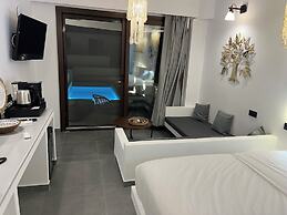 Skopelos Holidays Hotel