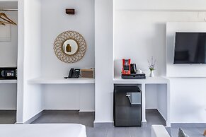 Skopelos Holidays Hotel