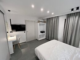 Skopelos Holidays Hotel