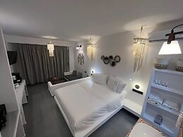 Skopelos Holidays Hotel