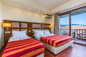 Skopelos Holidays Hotel