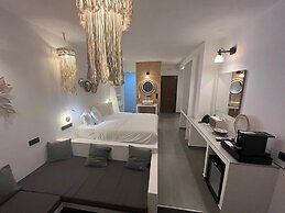 Skopelos Holidays Hotel