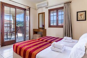 Skopelos Holidays Hotel