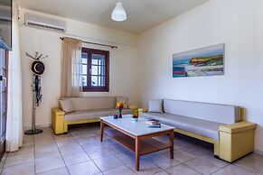 Skopelos Holidays Hotel