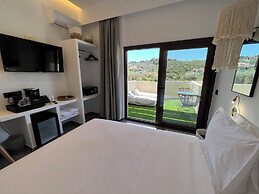 Skopelos Holidays Hotel