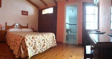 Hermanos Macías Hotel