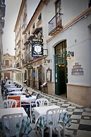 Hermanos Macías Hotel