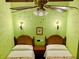 Hermanos Macías Hotel