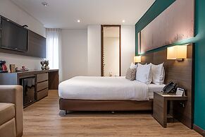 84 DC Bogotá By OxoHotel