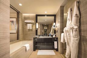 DoubleTree by Hilton Hotel Shenyang