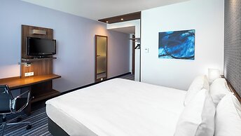 Holiday Inn Express Amsterdam - South by IHG