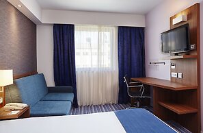 Holiday Inn Express Lisbon - Alfragide by IHG
