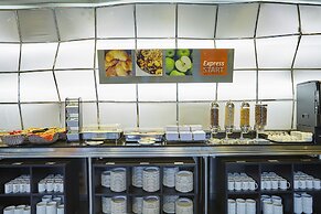 Holiday Inn Express Lisbon - Alfragide by IHG