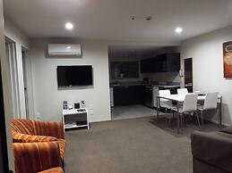 Avenue Motel