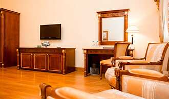 Petroff Palace Boutique Hotel