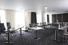 Park Grand Heathrow