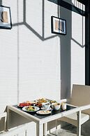 Motive Cottage Resort