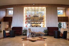 Crown Vista Hotel