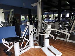 Crown Vista Hotel
