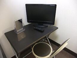Grace Naha - Hostel
