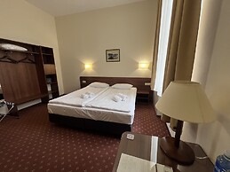 Memel Hotel