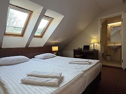 Memel Hotel