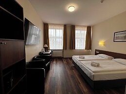 Memel Hotel