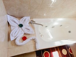 Hotel Iorana Tolache