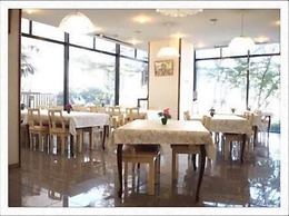 Hotel New Yutaka