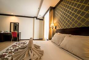 De Garden Hotel