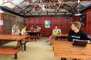 Coral Beach Lodge